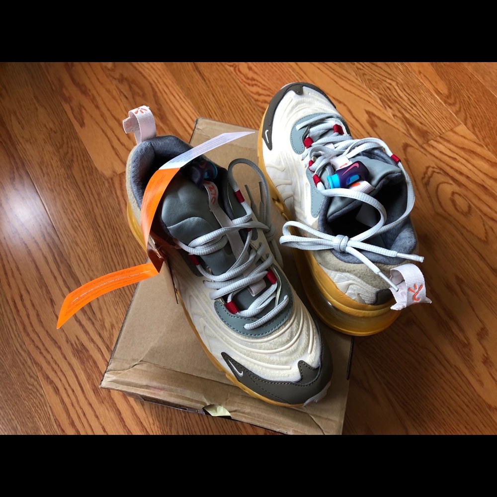 TRAVIS SCOTT X AIR MAX 270 REACT ENG CACTUS TRAILS